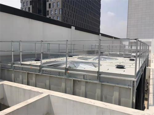 閉式冷卻塔盤管可采用多種材質，銅管、碳鋼管或不銹鋼