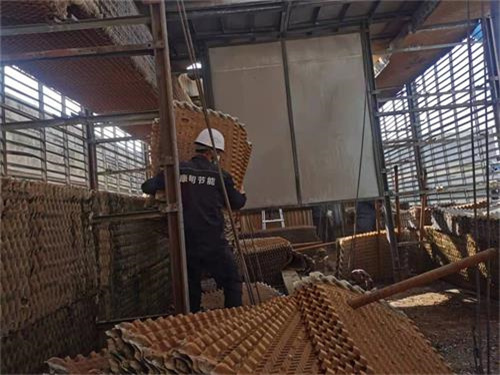 圓形冷卻塔如何減少收水器飛飄水,圓形冷卻塔型號及